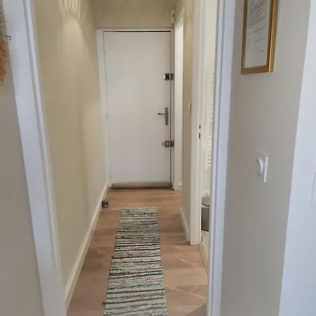 Vue / Parking / A 200m Apartment *